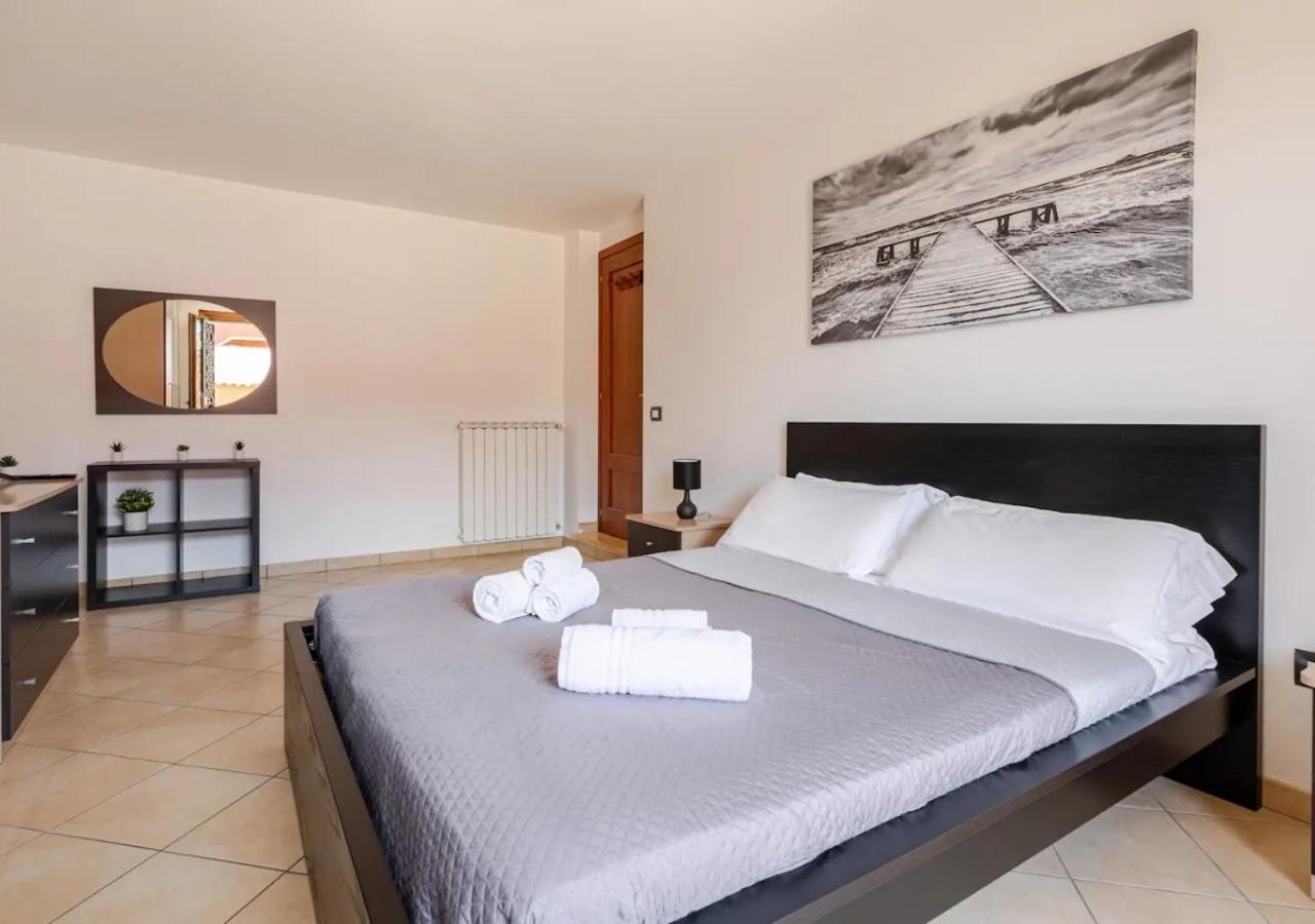 Garden Villa - Free Parking, Wi-Fi E Netflix ฟิวมิชีโน ภายนอก รูปภาพ