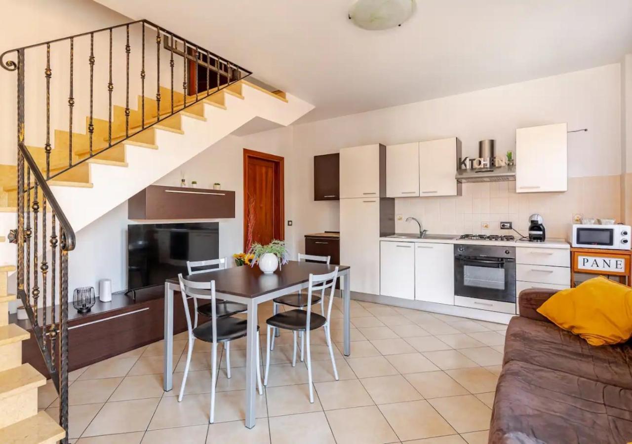 Garden Villa - Free Parking, Wi-Fi E Netflix ฟิวมิชีโน ภายนอก รูปภาพ