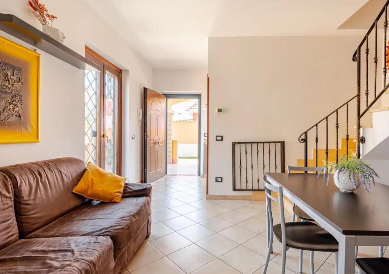 Garden Villa - Free Parking, Wi-Fi E Netflix ฟิวมิชีโน ภายนอก รูปภาพ